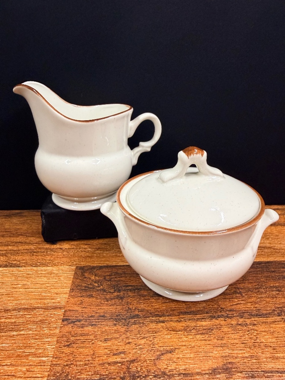 HEARTHSIDE Casual Elegance Stoneware Cream and Sugar Containers